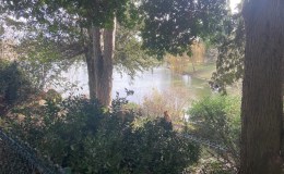 DAUMESNIL LAKE   PARIS