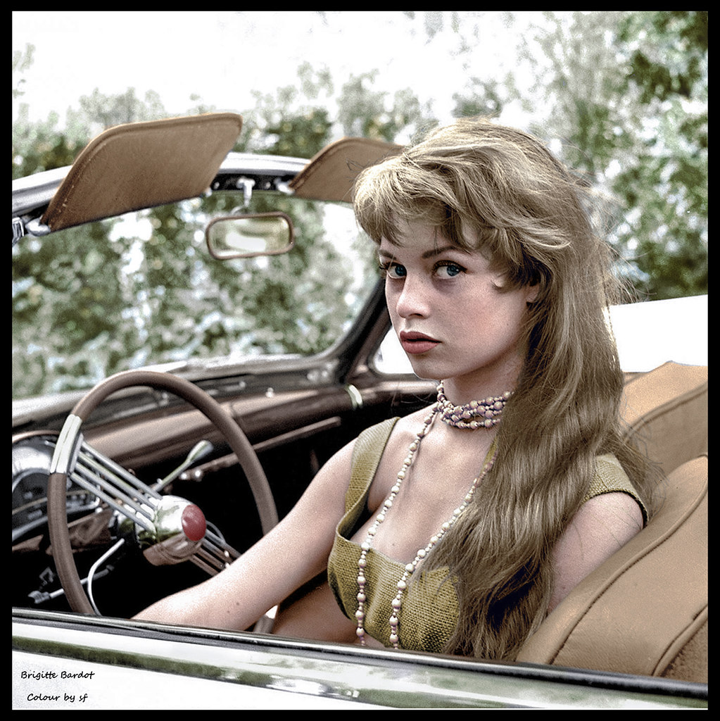 BRIGITTE BARDOT