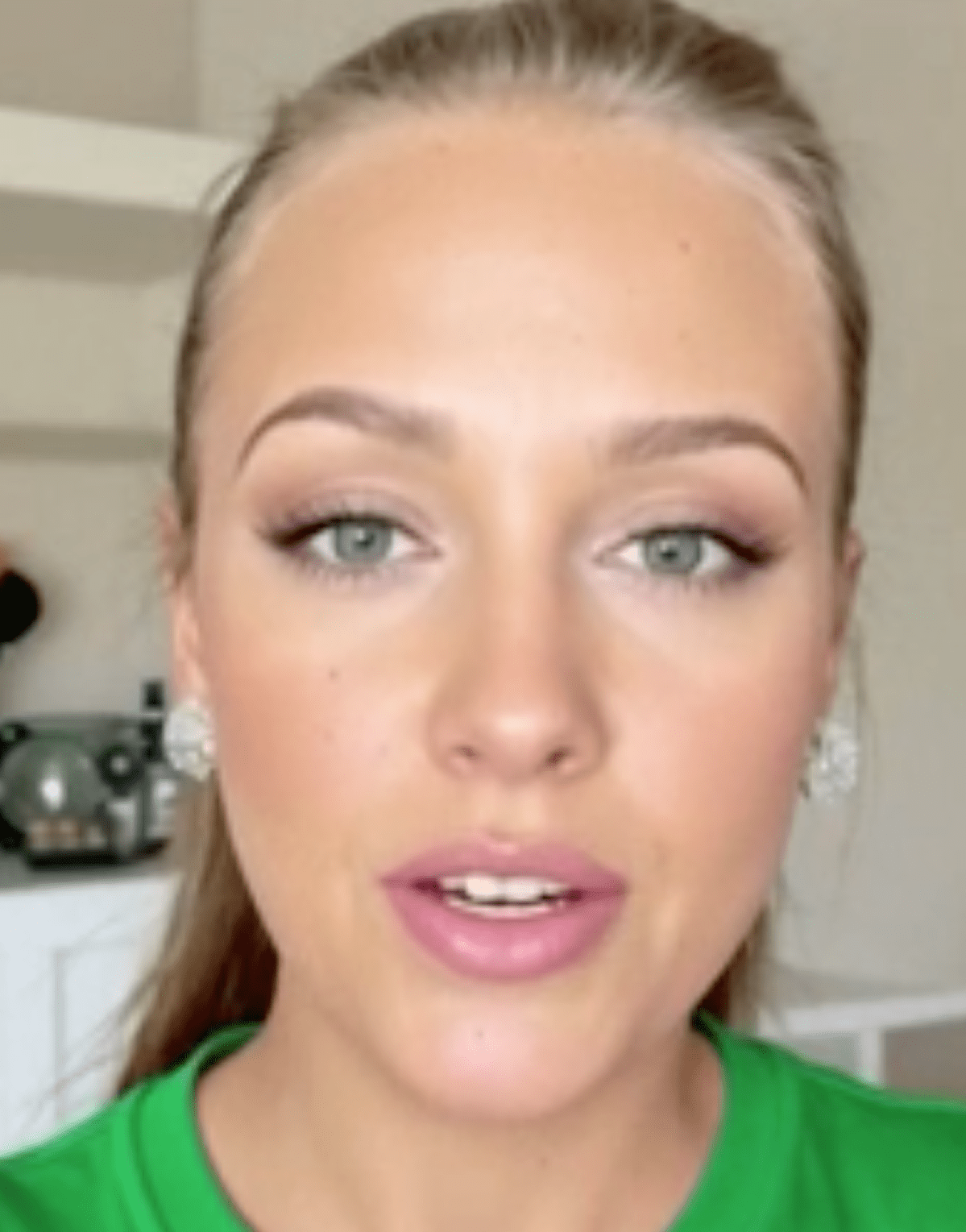 RADIOSATELLITE : A MULTILINGUAL RADIO&nbsp;STATION